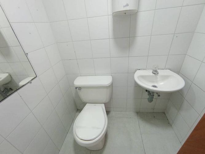 Local en arriendo en El Poblado, Medellín, 202 m² · foto 4 de 4