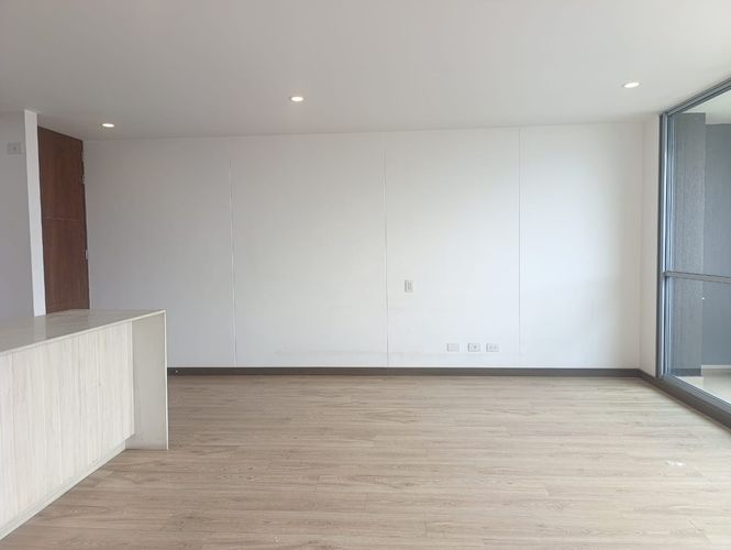 Apartamento de 4 alcobas en arriendo en El Poblado, Medellín, 64 m² · foto 7 de 17