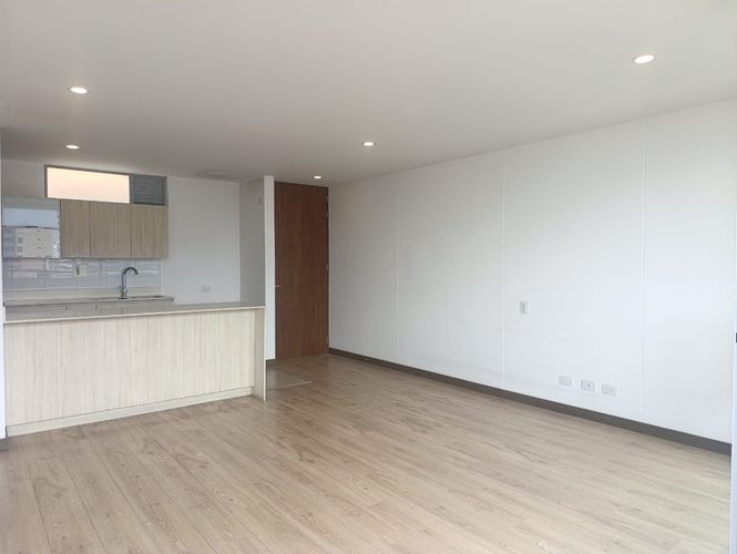 Apartamento de 4 alcobas en arriendo en El Poblado, Medellín, 64 m² · foto 6 de 17