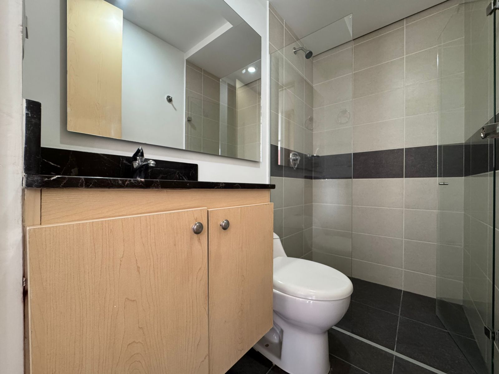 Apartamento en venta en Loma Del Chocho, Envigado · foto 15 de 18