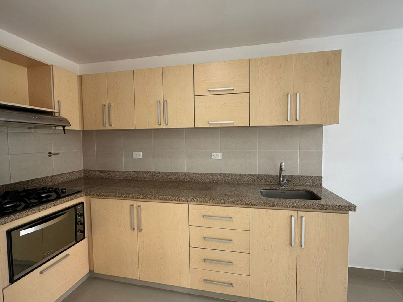 Apartamento en venta en Loma Del Chocho, Envigado · foto 5 de 18