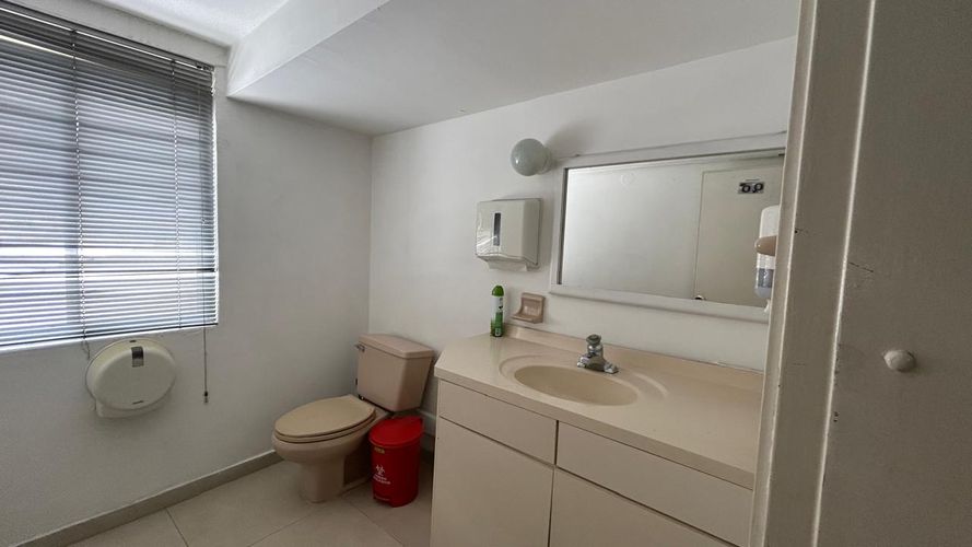 Casa en venta en Antiguo Country, Bogotá, 348 m² · foto 18 de 24