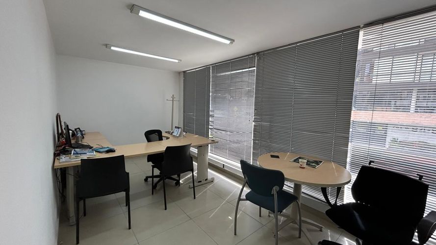 Casa en venta en Antiguo Country, Bogotá, 348 m² · foto 21 de 24