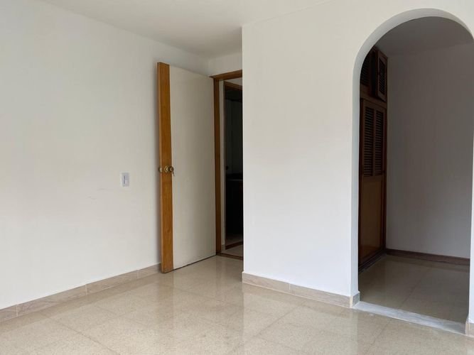 Apartamento de 1 alcoba en arriendo en La Aguacatala, Medellín, 70 m² · foto 4 de 17