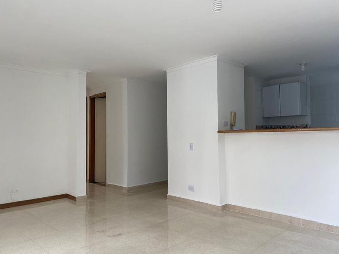 Apartamento de 1 alcoba en arriendo en La Aguacatala, Medellín, 70 m² · foto 3 de 17
