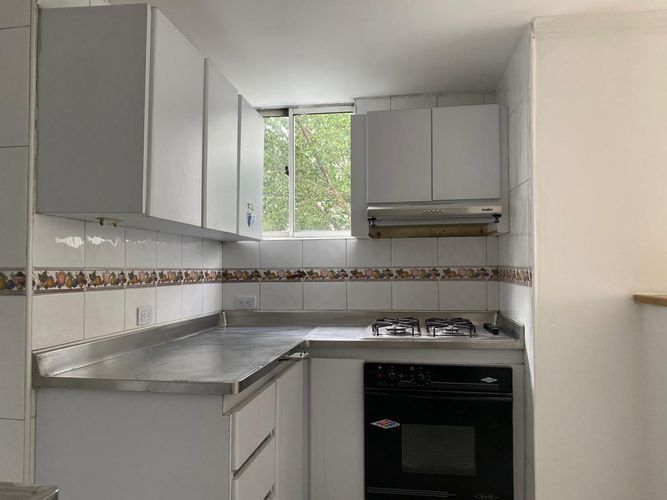Apartamento de 1 alcoba en arriendo en La Aguacatala, Medellín, 70 m² · foto 8 de 17