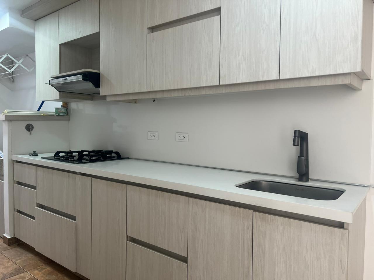 Apartamento en venta en El Poblado, Medellín · foto 4 de 17