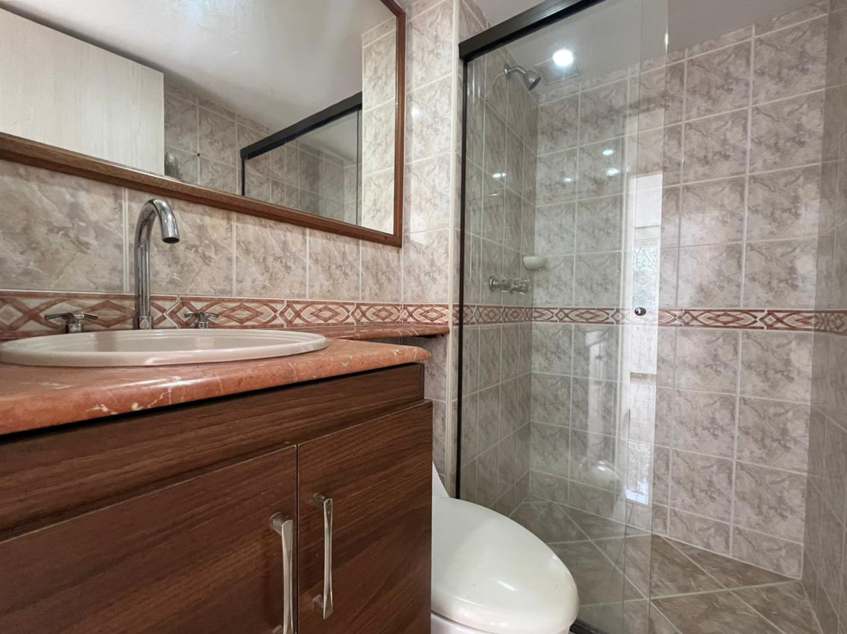 Apartamento en venta en El Poblado, Medellín · foto 15 de 17