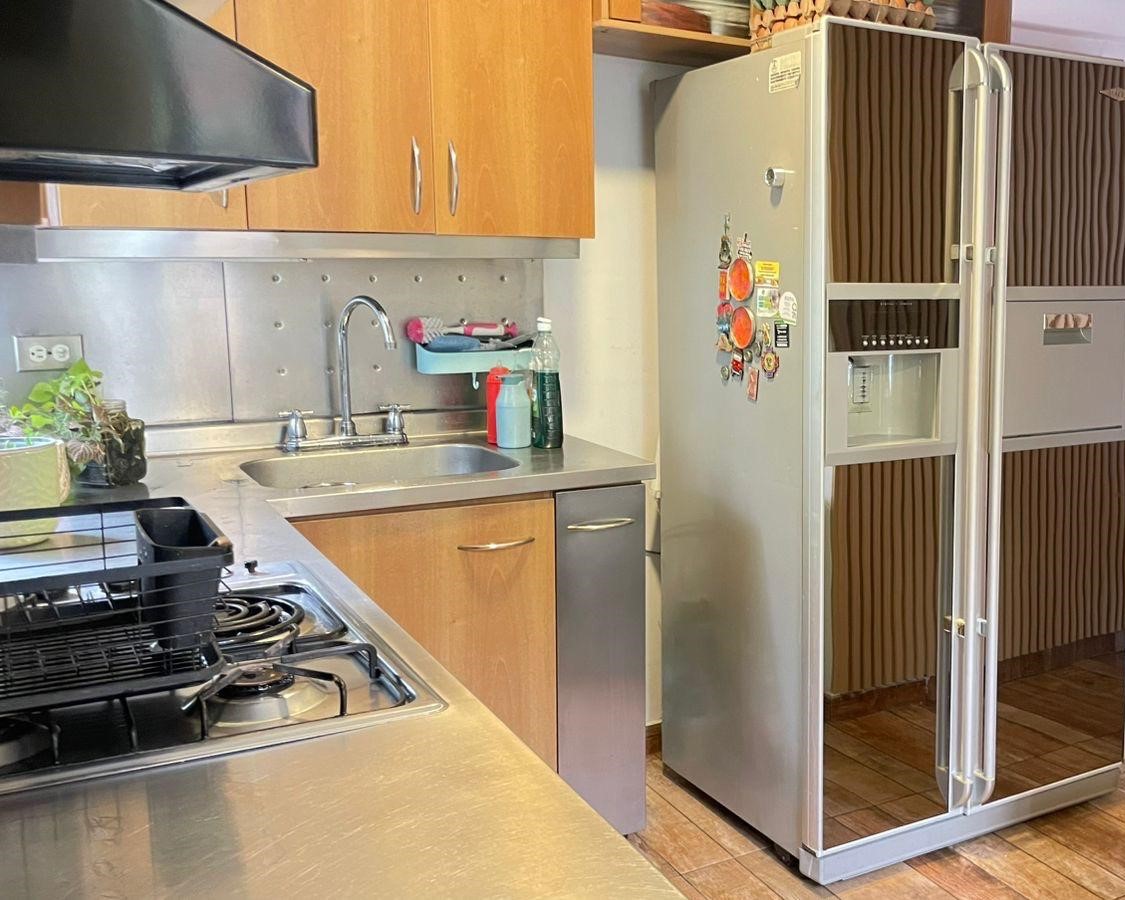 Apartamento en venta en El Poblado, Medellín · foto 5 de 20