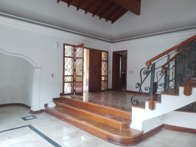 Oficina en arriendo en El Poblado, Medellín, 1000 m² · foto 2 de 13