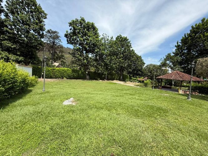 Lote en venta en Terrazas De Menzuli, Piedecuesta, 1047 m² · foto 3 de 5