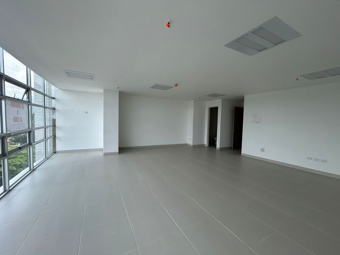 Consultorio en venta en Belmonte, Pereira, 70 m² · foto 2 de 8