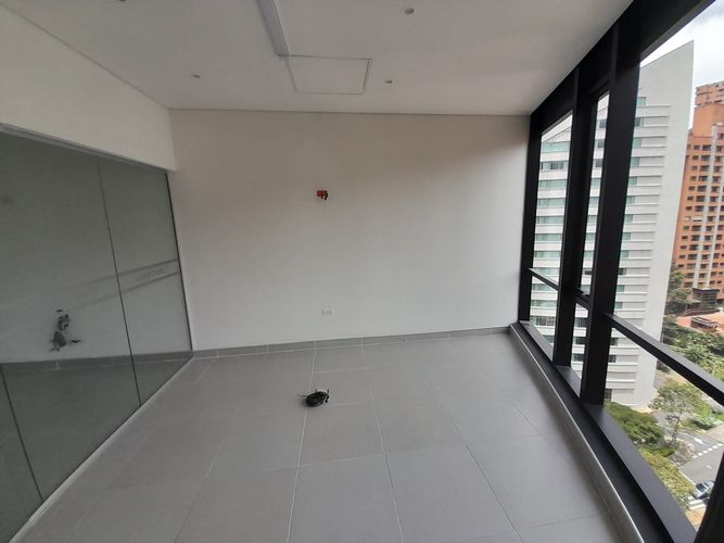 Oficina en arriendo en Patio Bonito, Medellín, 53 m² · foto 12 de 15