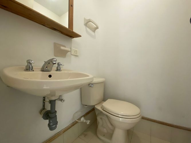 Oficina en arriendo en El Poblado, Medellín, 38 m² · foto 8 de 8