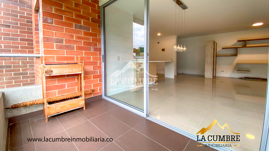 Apartamento de 3 alcobas en arriendo en Castropol, Medellín, 95 m² · foto 4 de 14