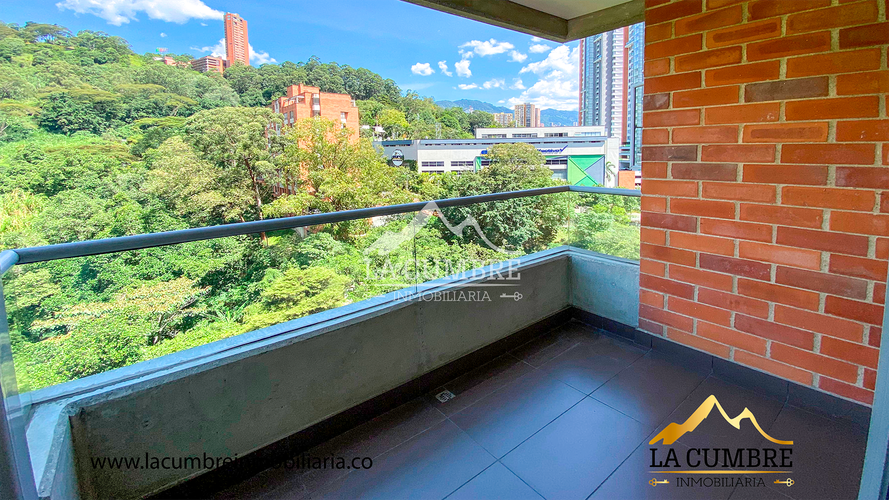 Apartamento de 3 alcobas en arriendo en Castropol, Medellín, 95 m² · foto 5 de 14