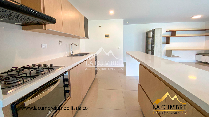 Apartamento de 3 alcobas en arriendo en Castropol, Medellín, 95 m² · foto 7 de 14