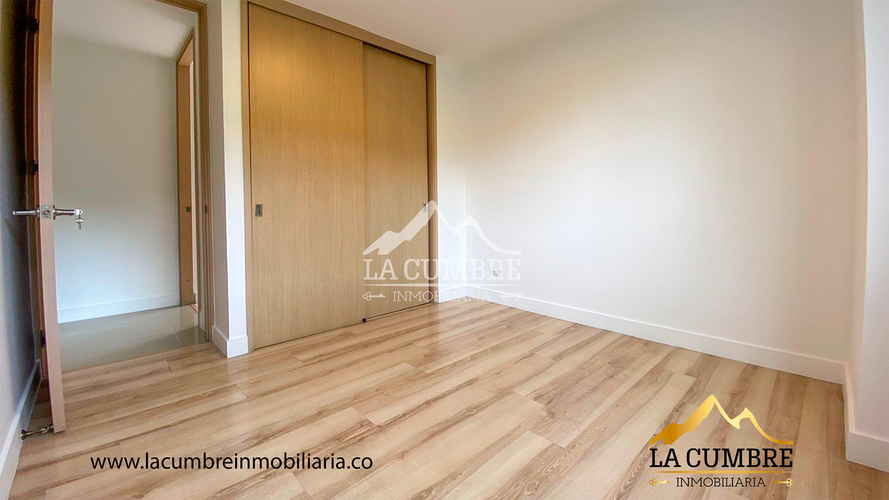 Apartamento de 3 alcobas en arriendo en Castropol, Medellín, 95 m² · foto 9 de 14