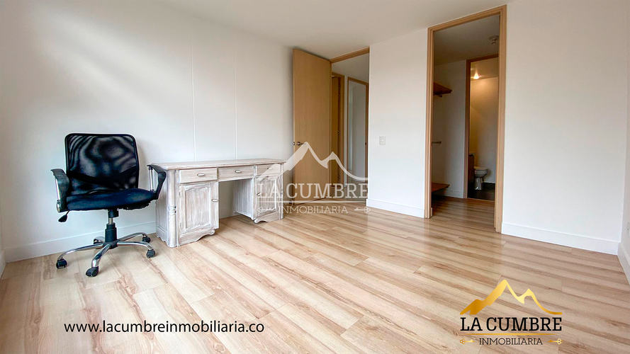 Apartamento de 3 alcobas en arriendo en Castropol, Medellín, 95 m² · foto 12 de 14