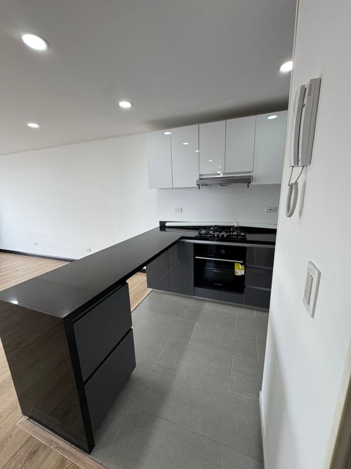 Apartamento en venta en Santa Lucia, Chía · foto 3 de 24