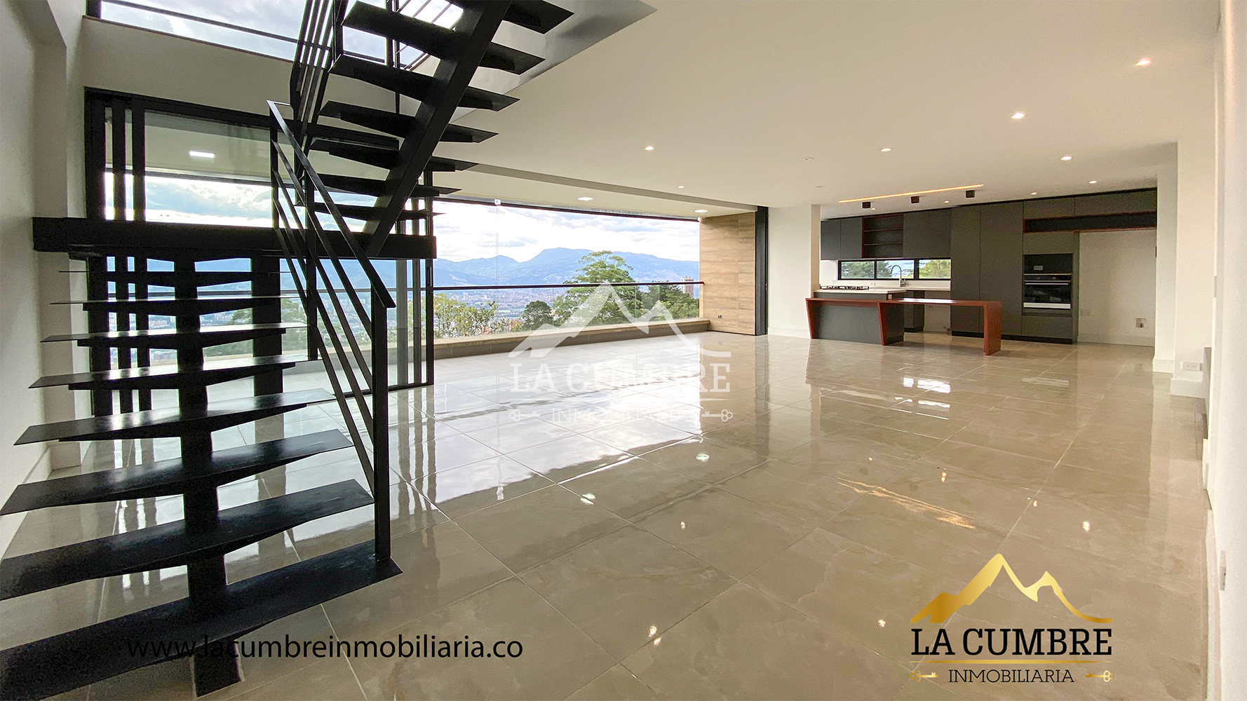Apartamento en arriendo en Loma el atravesado, Envigado en Loma El Atravesado
