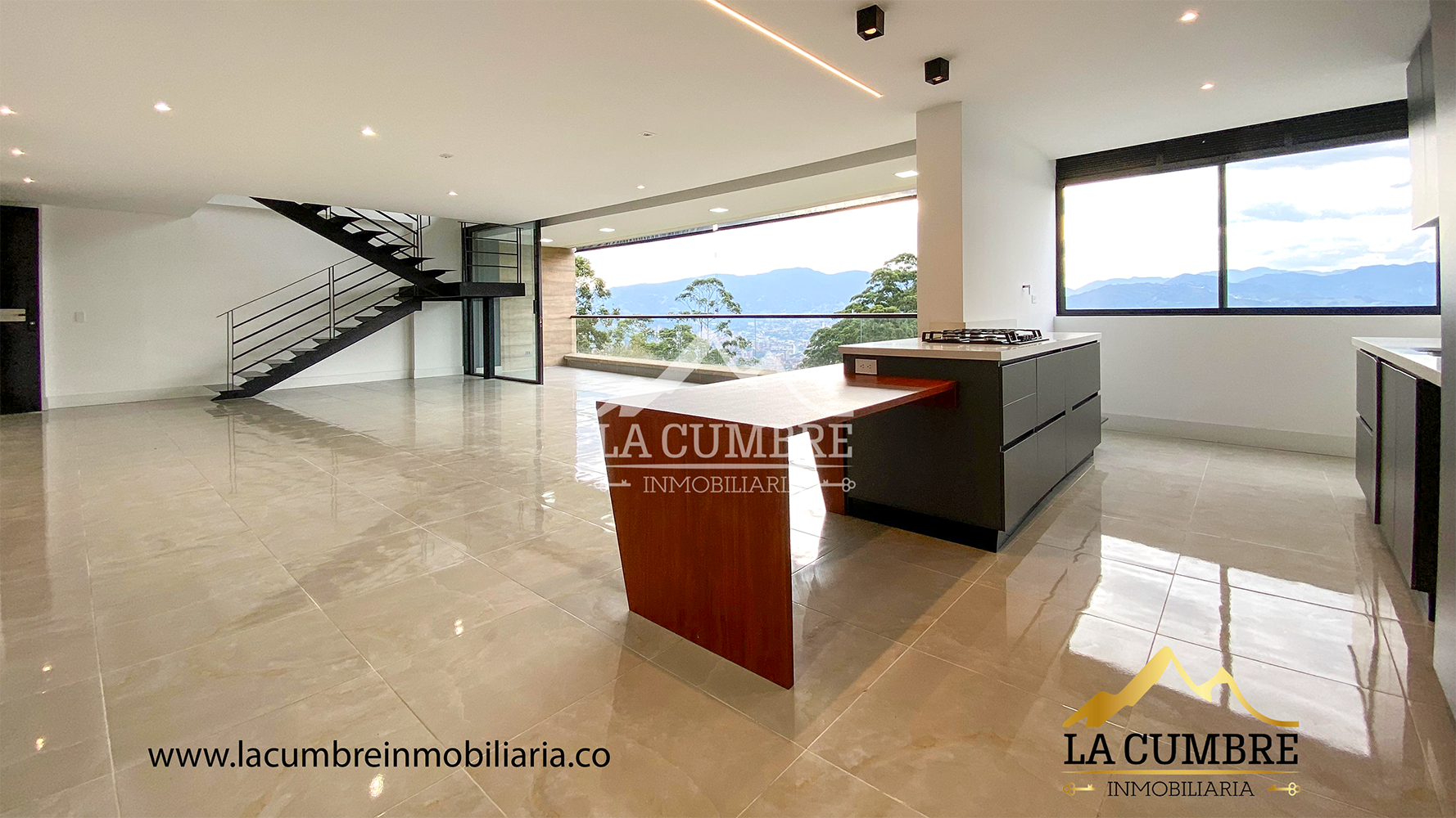 Apartamento en arriendo en Loma El Atravesado, Envigado · foto 2 de 17