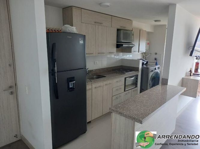 Apartamento de 3 alcobas en venta en Las Lomitas, Sabaneta, 74 m² · foto 4 de 21
