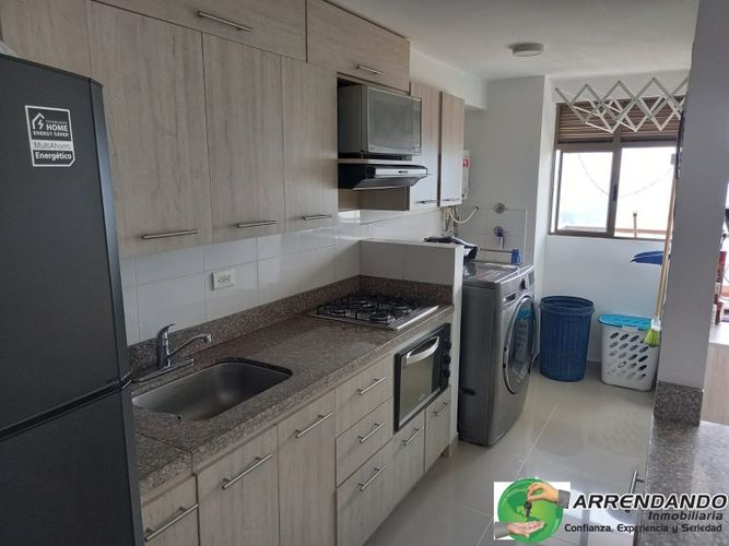 Apartamento de 3 alcobas en venta en Las Lomitas, Sabaneta, 74 m² · foto 6 de 21