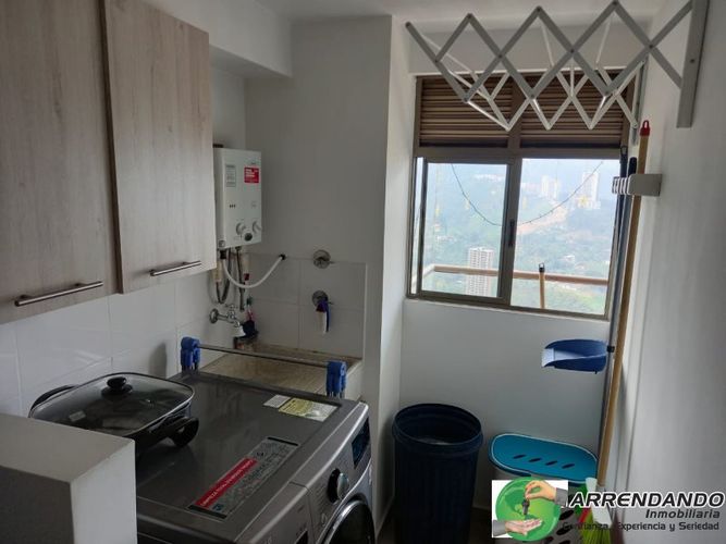 Apartamento de 3 alcobas en venta en Las Lomitas, Sabaneta, 74 m² · foto 7 de 21