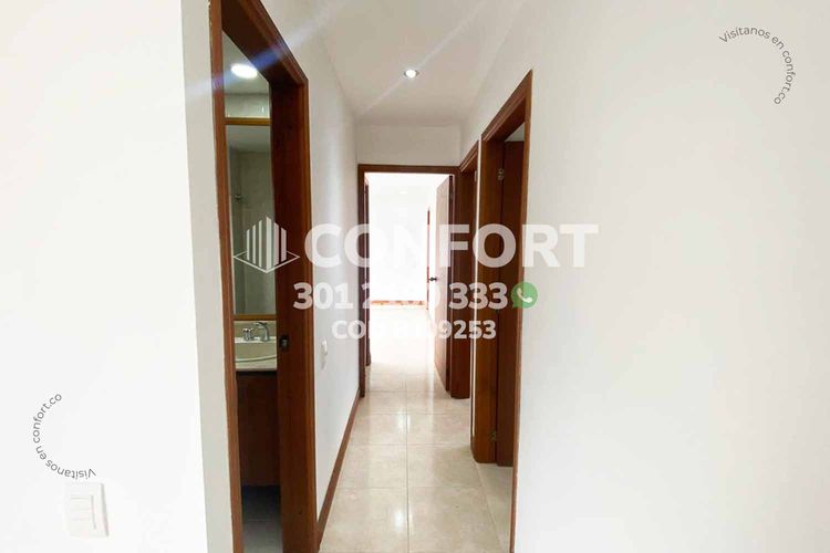 Apartamento de 3 alcobas en arriendo en Conquistadores, Medellín, 100 m² · foto 13 de 24