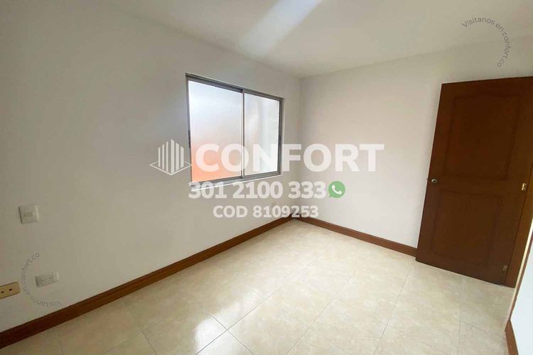 Apartamento de 3 alcobas en arriendo en Conquistadores, Medellín, 100 m² · foto 21 de 24
