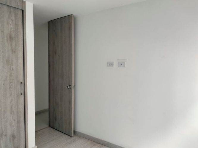 Apartamento de 3 alcobas en arriendo en El Poblado, Medellín, 63 m² · foto 13 de 15