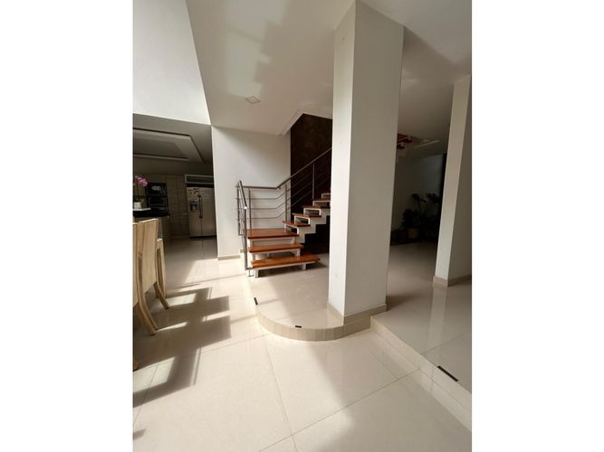 Casa de 4 alcobas en venta en Cr. Valle Verde, Jamundí, 705 m² · foto 13 de 24