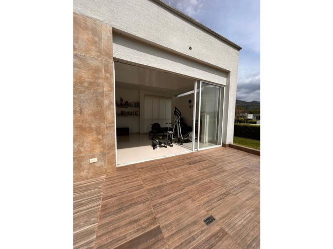 Casa de 4 alcobas en venta en Cr. Valle Verde, Jamundí, 705 m² · foto 16 de 24