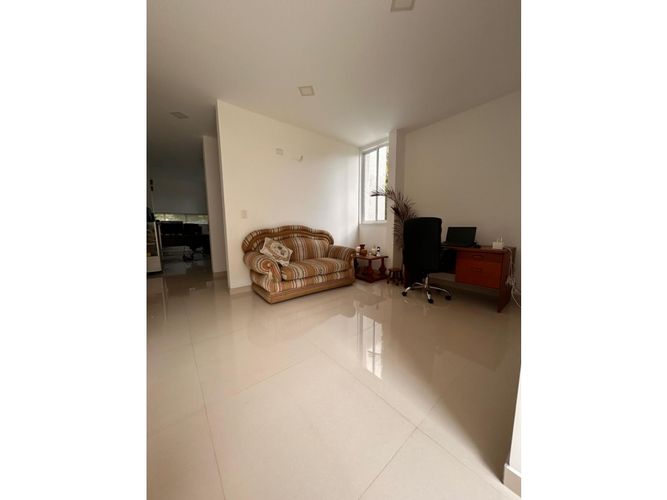 Casa de 4 alcobas en venta en Cr. Valle Verde, Jamundí, 705 m² · foto 20 de 24