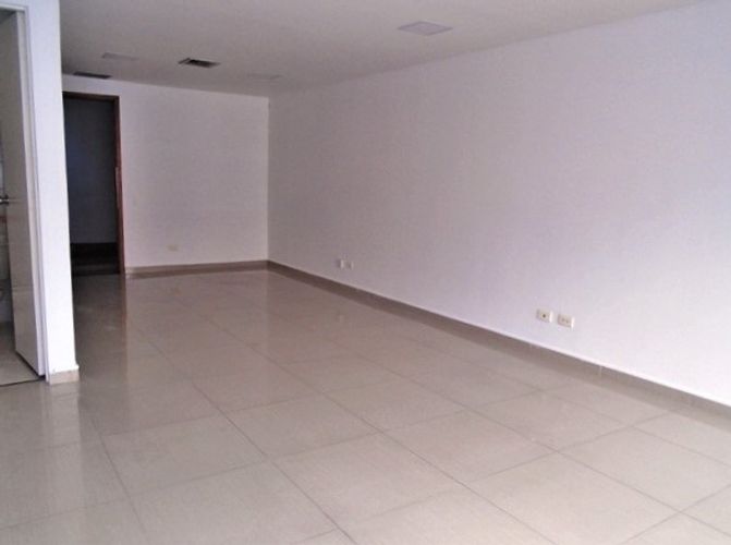 Oficina en arriendo en El Poblado, Medellín, 38 m² · foto 4 de 7