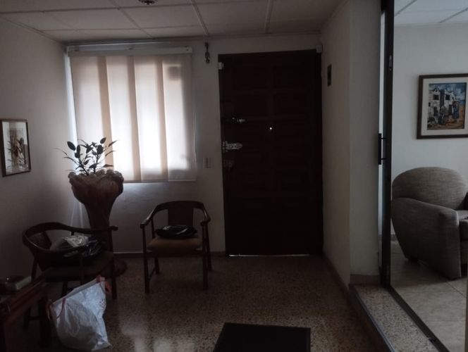 Casa de 7 alcobas en venta en Prado, Medellín, 561 m² · foto 6 de 24