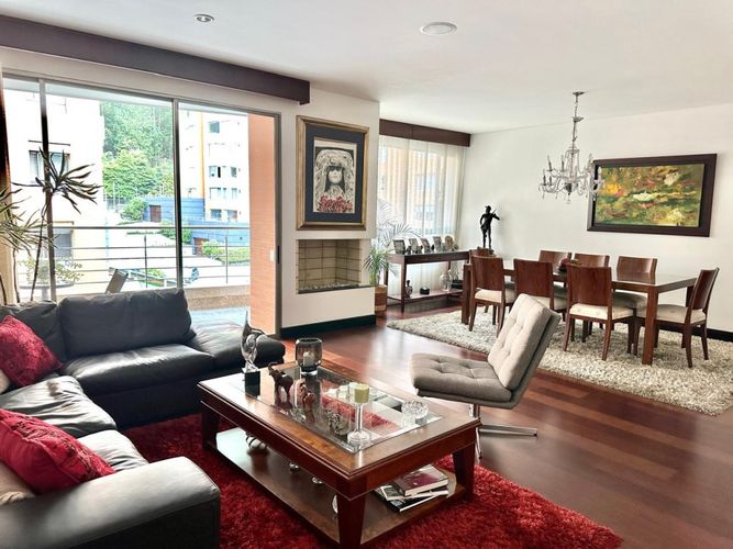 Apartamento de 3 alcobas en venta en Usaquen, Bogotá, 160 m² · foto 3 de 18