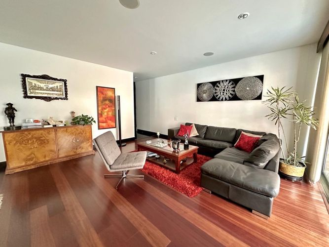 Apartamento de 3 alcobas en venta en Usaquen, Bogotá, 160 m² · foto 6 de 18
