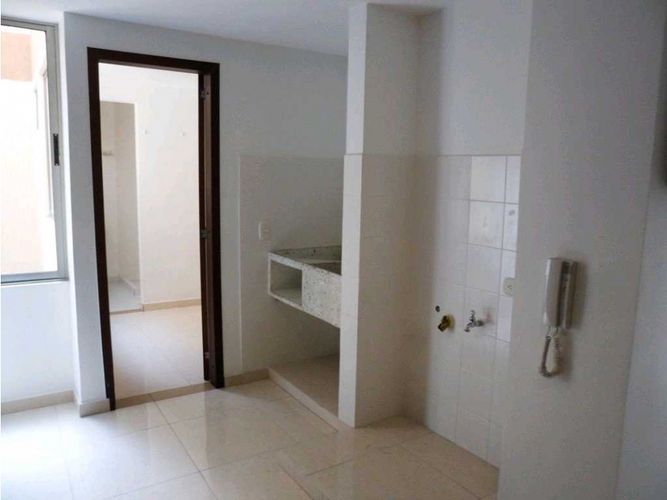 Edificio en venta en El Ingenio, Cali, 800 m² · foto 8 de 17
