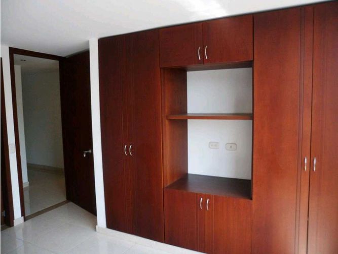 Edificio en venta en El Ingenio, Cali, 800 m² · foto 13 de 17