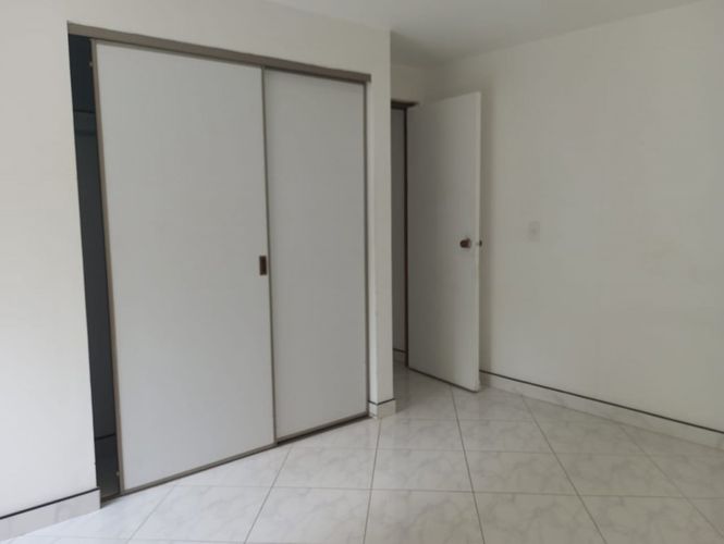 Apartamento de 3 alcobas en venta en El Poblado, Medellín, 98 m² · foto 7 de 14