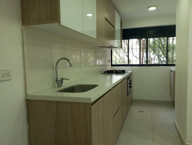 Apartamento de 3 alcobas en venta en El Poblado, Medellín, 98 m² · foto 11 de 14