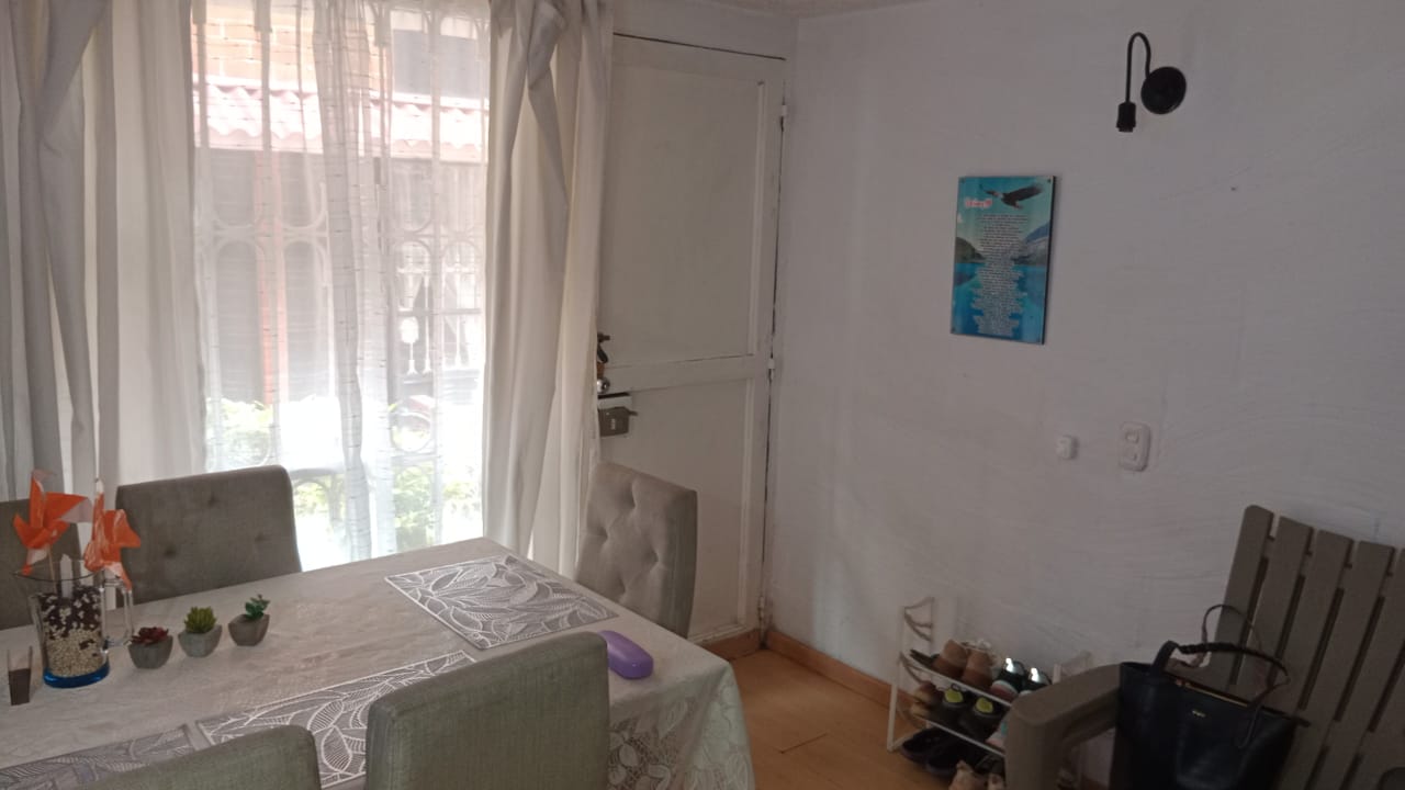 Casa en venta en Engativá, Bogotá · foto 5 de 16
