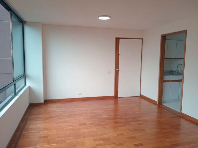 Apartamento de 2 alcobas en arriendo en El Diamante No. 2, Medellín, 85 m² · foto 10 de 18