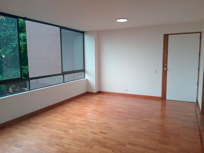 Apartamento de 2 alcobas en arriendo en El Diamante No. 2, Medellín, 85 m² · foto 2 de 18