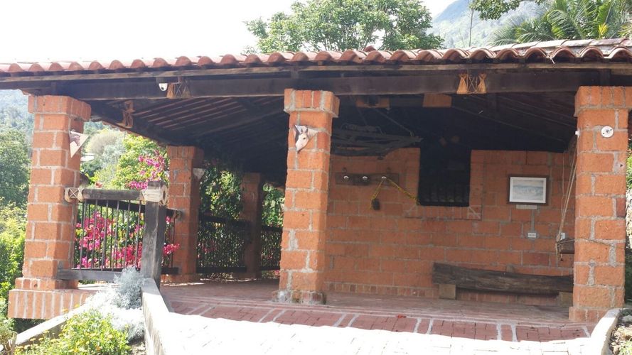 Finca en venta en Machado, Copacabana, 950 m² · foto 3 de 24