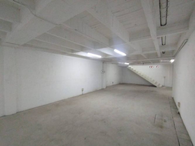 Bodega en arriendo en Alto Del Medio, Rionegro, 100 m² · foto 3 de 3
