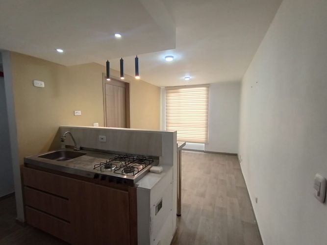 Apartamento de 1 alcoba en arriendo en Fontibon, Bogotá, 30 m² · foto 3 de 17