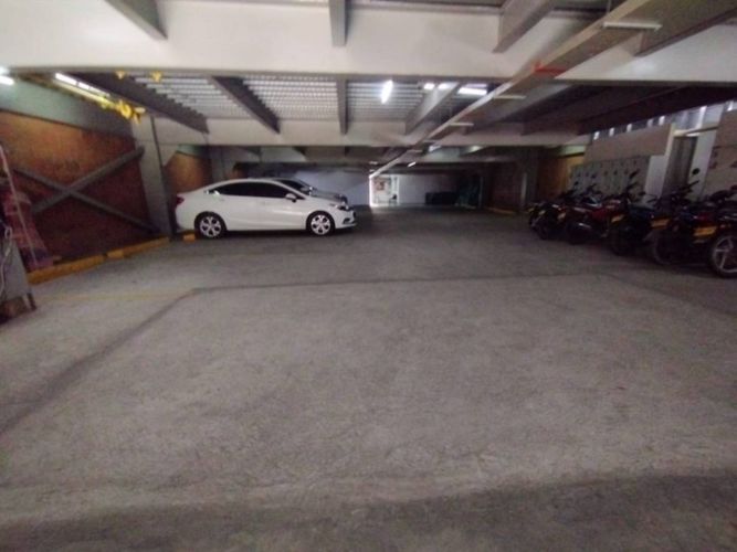 Local en arriendo en Alto Del Medio, Rionegro, 500 m² · foto 2 de 7